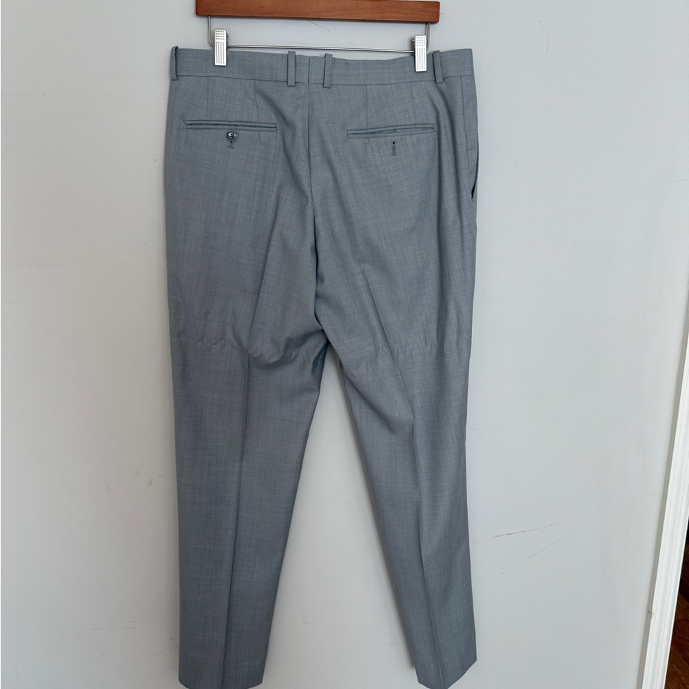 Men's Bar III Slim‎ Fit Light Gray Suit Sport Coat and Slacks - Picture 9 of 14